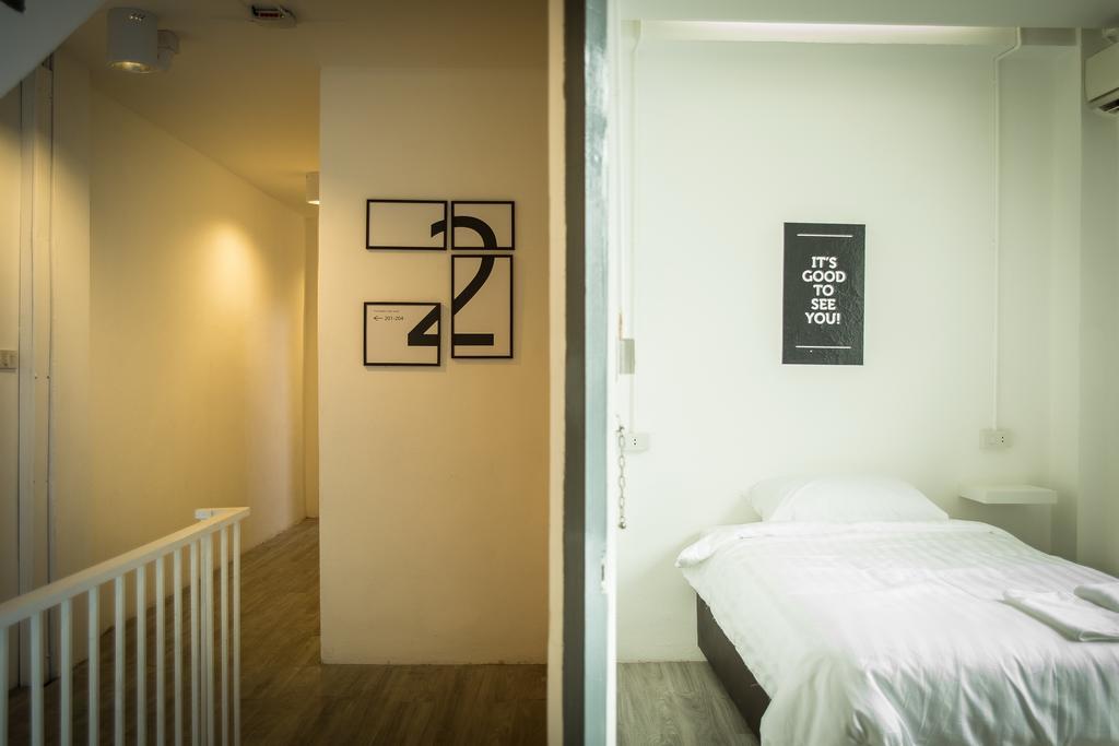 The Rabbit'S Hole Hostel Bangkok Luaran gambar